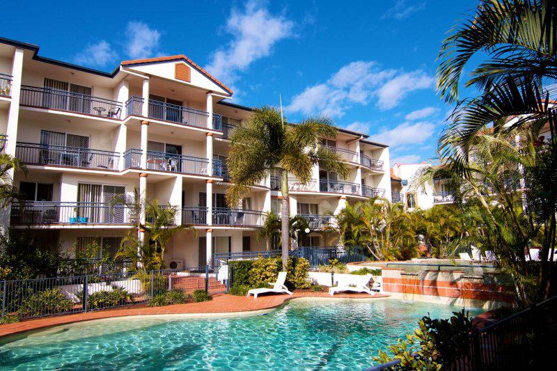 Blue Water Bay Luxury Villas