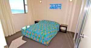 President Holiday Apartments