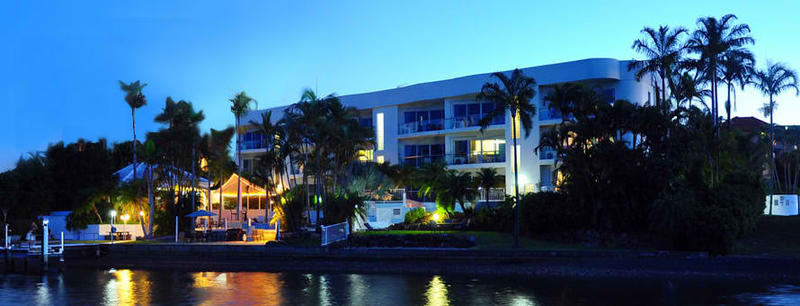 Arc Resort
