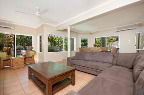 The Villas: Palm Cove
