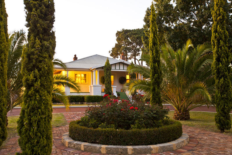 The White House Bed & Breakfast
