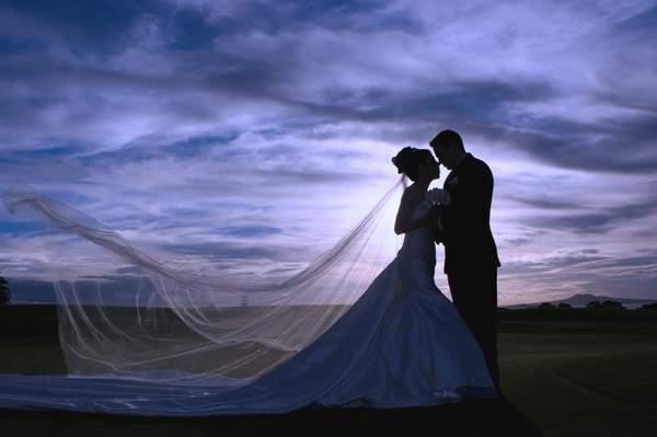 Magic Moments Wedding Photography: Granville