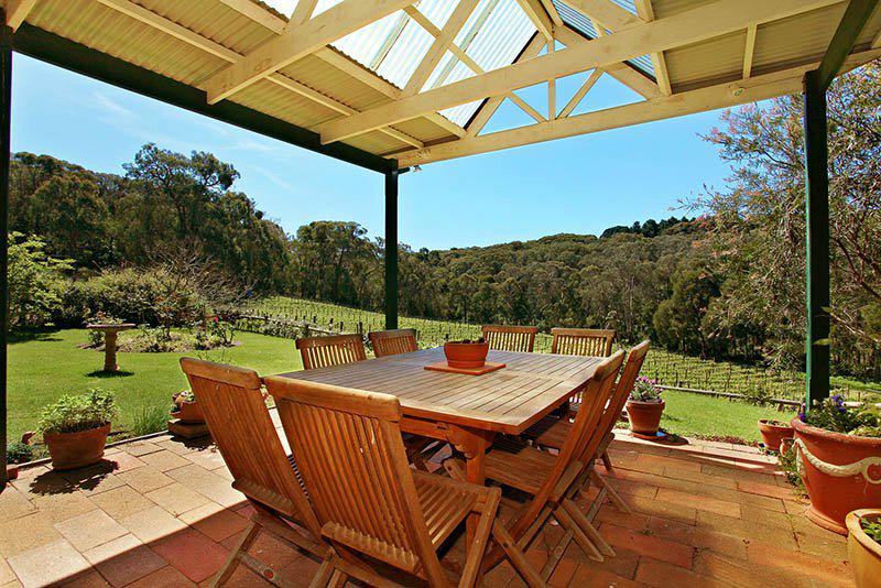 Jacobs & Lowe: Red Hill