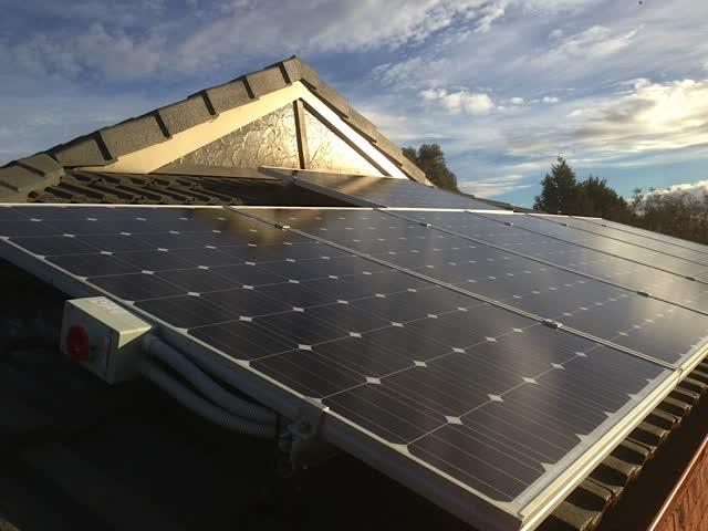 Euro Solar: Mount Waverley