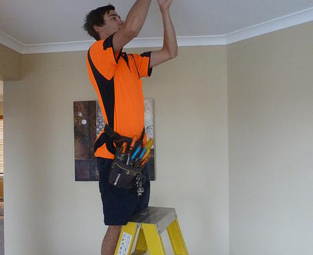AM Electrical Services