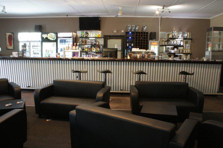 The Falls Bar & Cafe