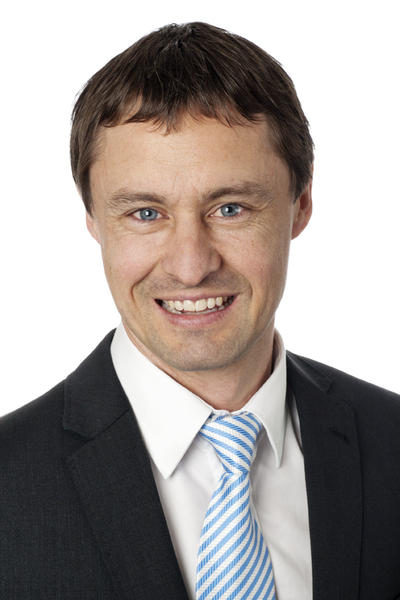 Dr Jonathan Cabot