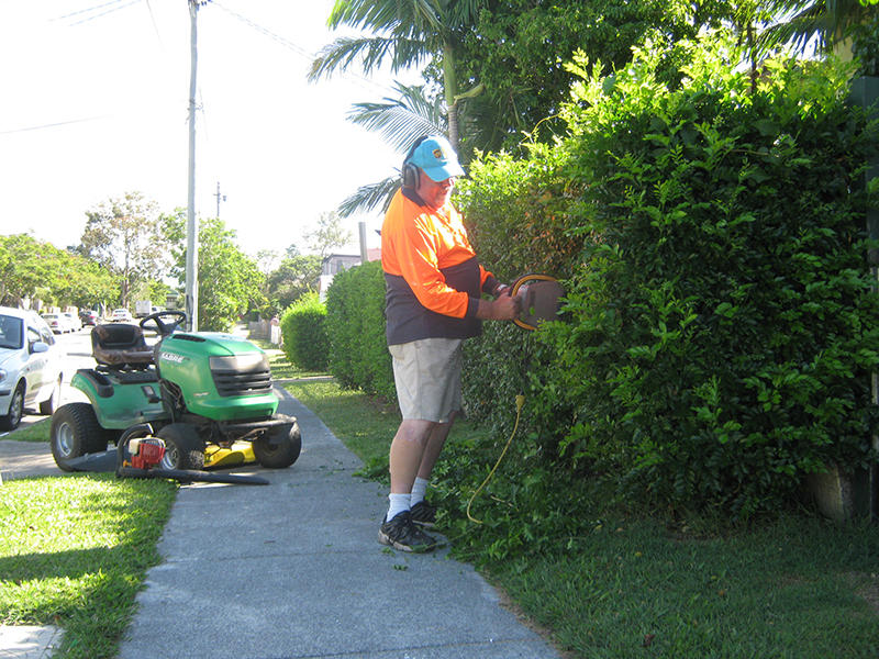 Murray's Ride-On Mowing