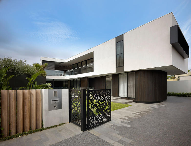 Lowe Design & Build