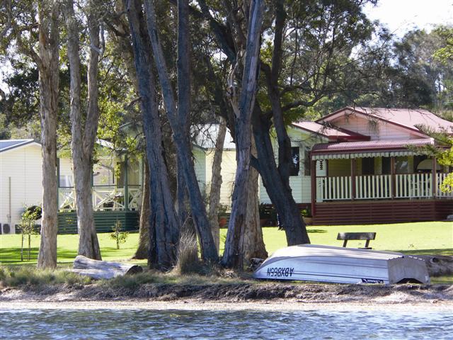 Teraglin Lakeshore Home Village