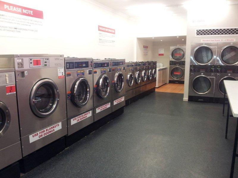 Blue Hippo Laundromats: Sunshine