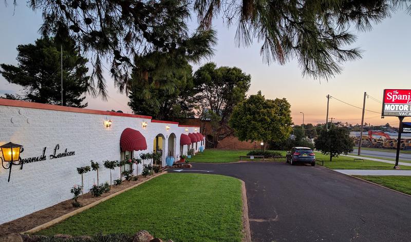 Spanish Lantern Motor Inn