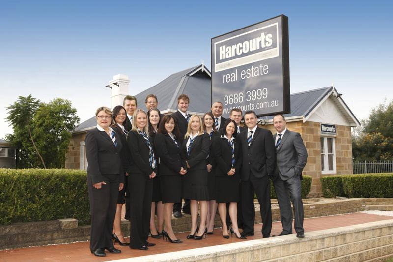 Harcourts Hills Living