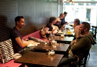 Cafe Dov