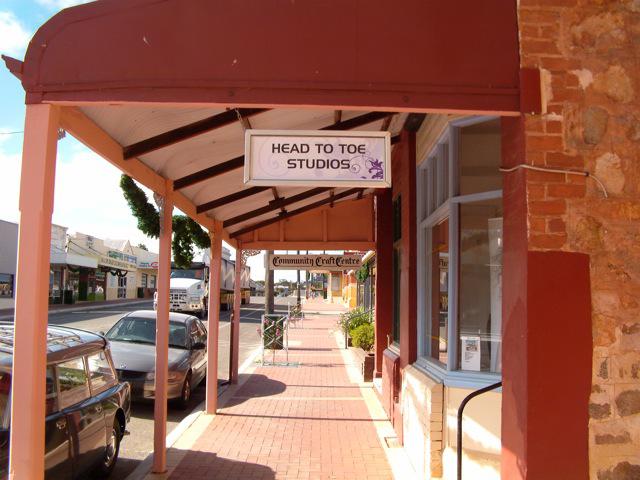 Head To Toe Studios