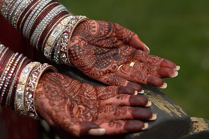 Ada Henna