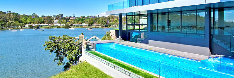 Dimension One Glass Fencing: Pitt Town