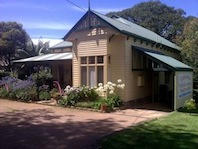 Tumblegum Inn