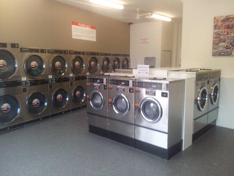 Blue Hippo Laundromats: Sunshine West