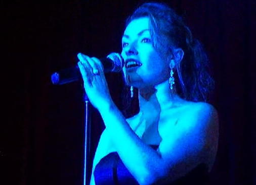 Julia Messenger