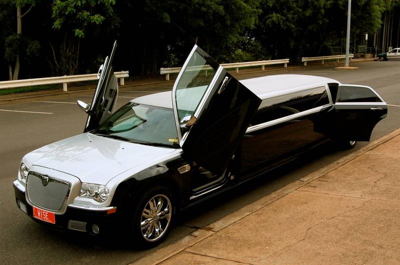 Mandurah Chrysler Limousines