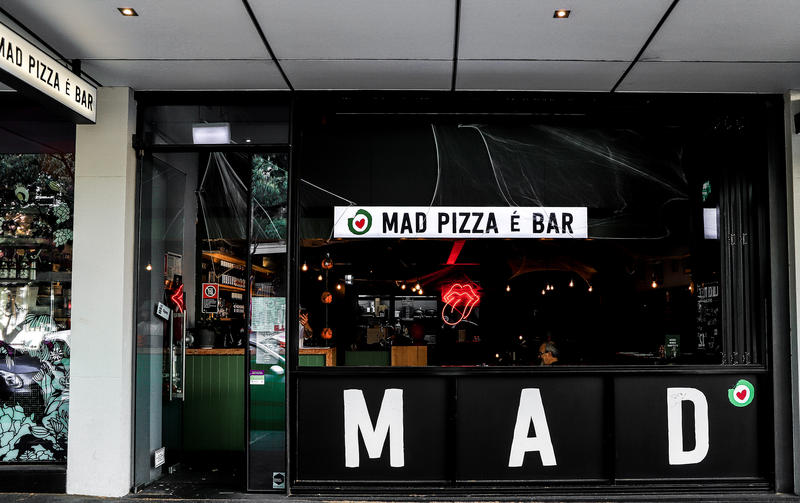 Mad Pizza E Bar: Surry Hills